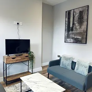 https://stylish-2-bedroom-city-apartment.belfasthotelsireland.com
