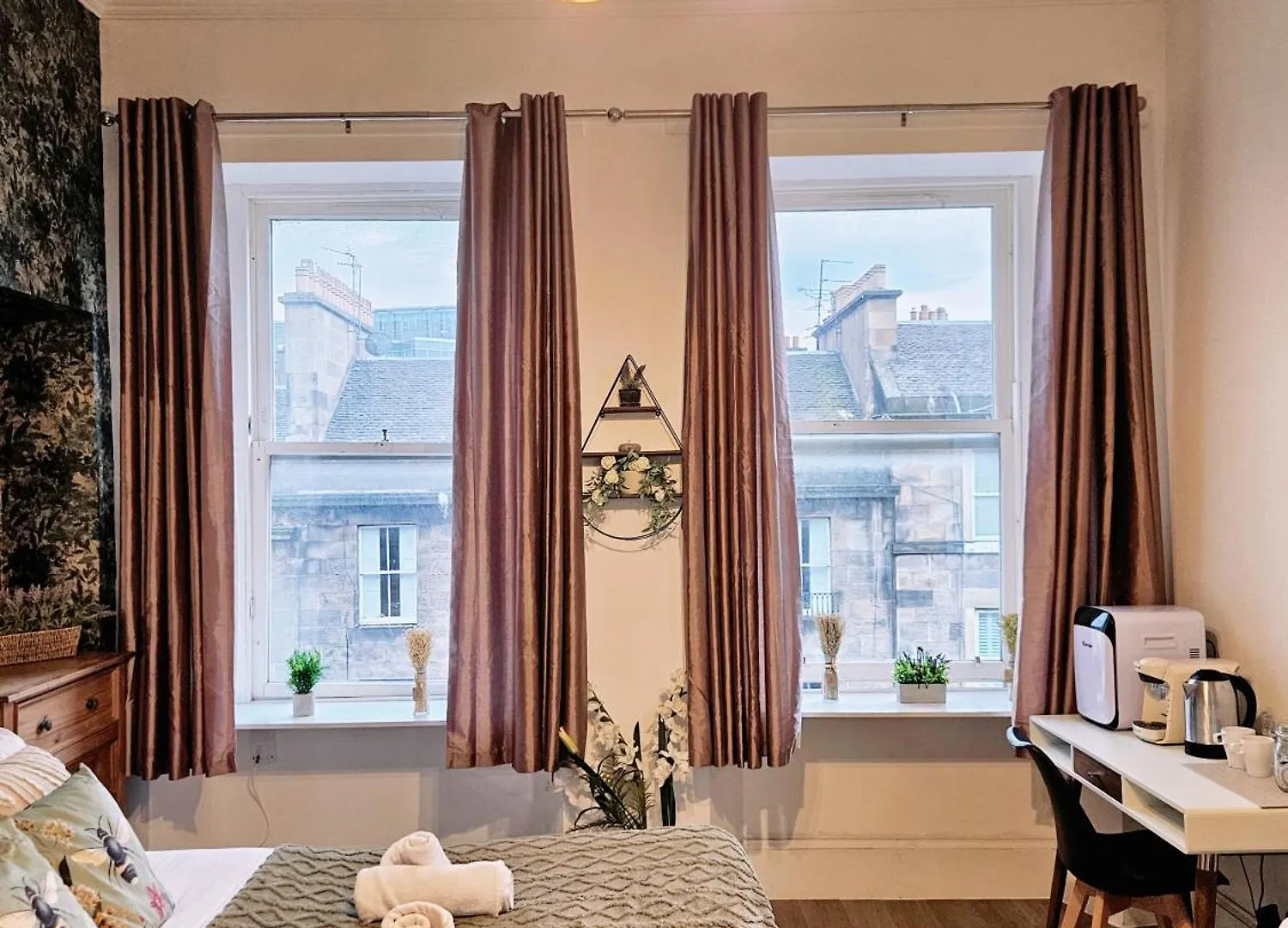 No15 Castle View Apartment Edinburgh 0*,  United Kingdom